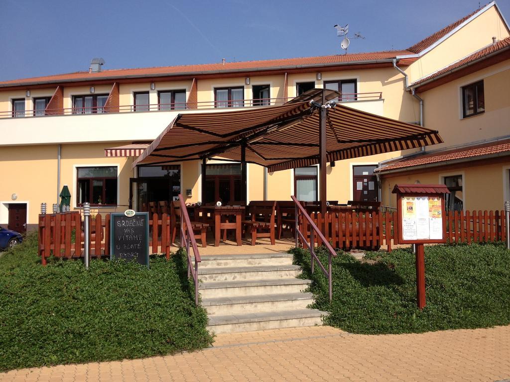 Active Wellness hotel U zlaté rybky Vyškov Exterior foto