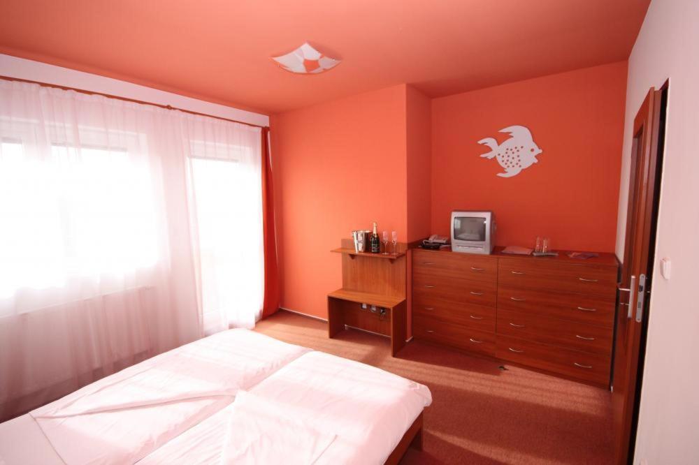 Active Wellness hotel U zlaté rybky Vyškov Exterior foto
